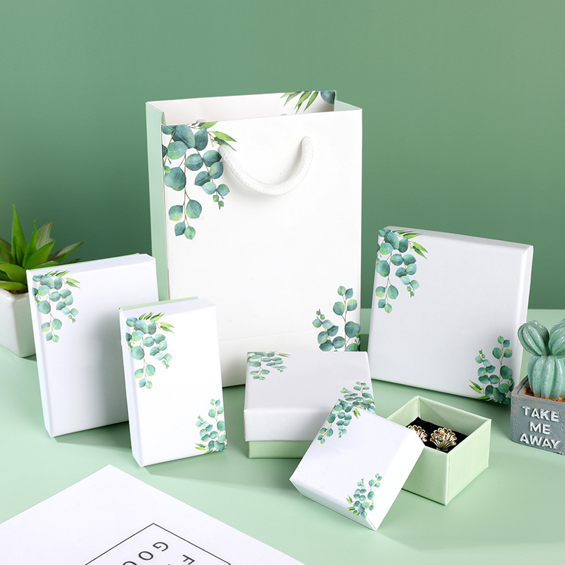 ความคิดสร้างสรรค์ขนาดเล็ก Leaf - Event Party Shop บทวิจารณ์และราคา